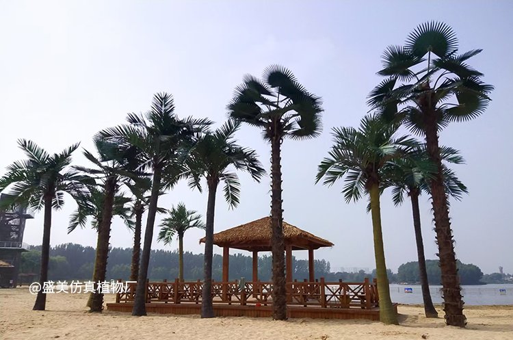 仿真棕榈树